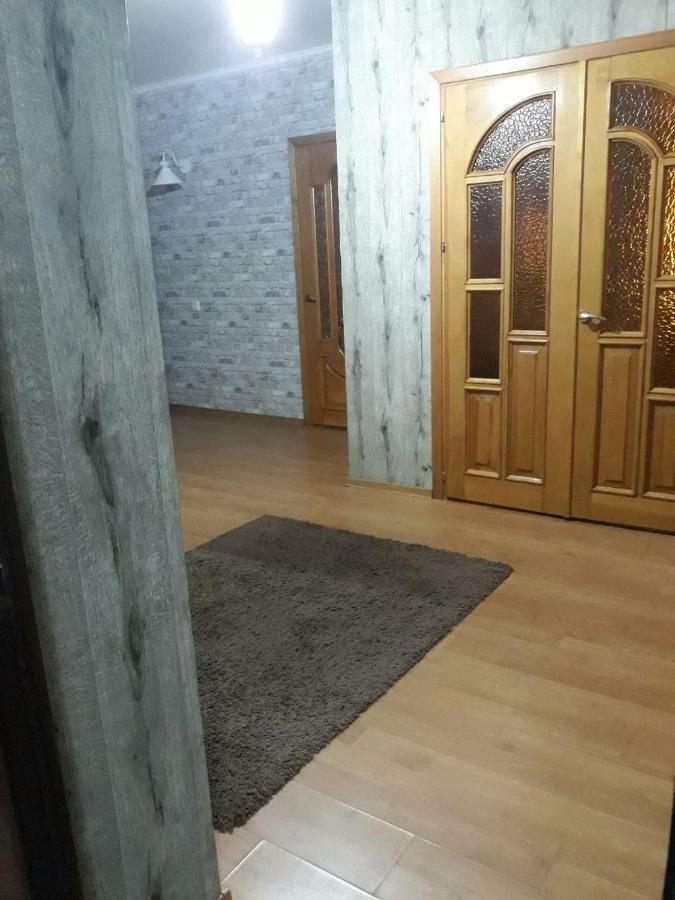 Large 2-Bedroom Apartament In The Center Chişinau Exteriör bild